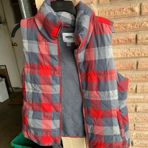 Old navy unisex vest, large